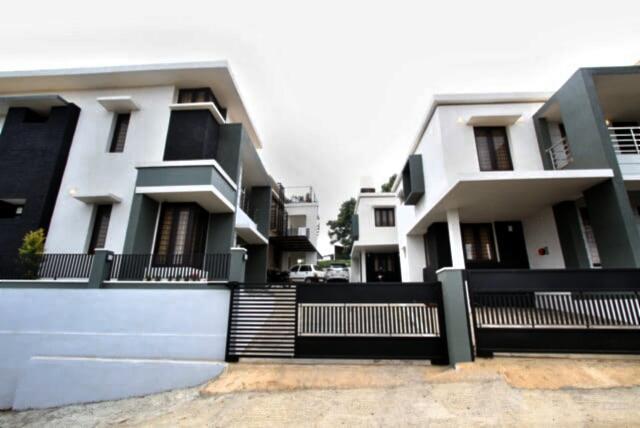 Albisville Hilltop Mansion Ooty Exterior foto